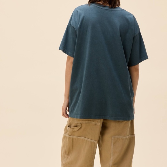 Daydreamer Willie Nelson Tee - Picture 3 of 5